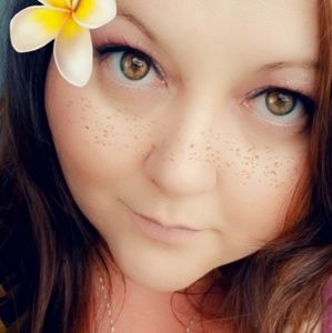 Meet your Posher, Trishy